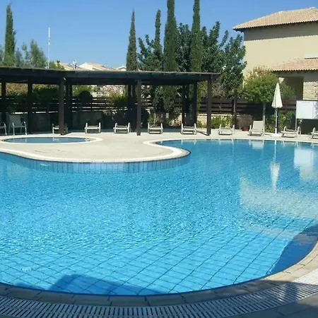 2 Bed Luxury In Aphrodite Hills!! Case de vacanță Kouklia
