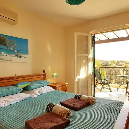 2 Bed Luxury In Aphrodite Hills!! Case de vacanță *