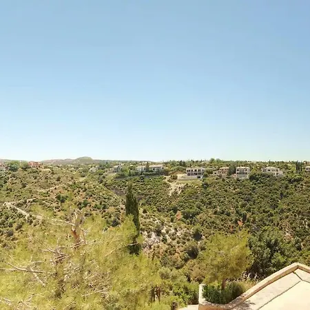 Case de vacanță 2 Bed Luxury In Aphrodite Hills!!