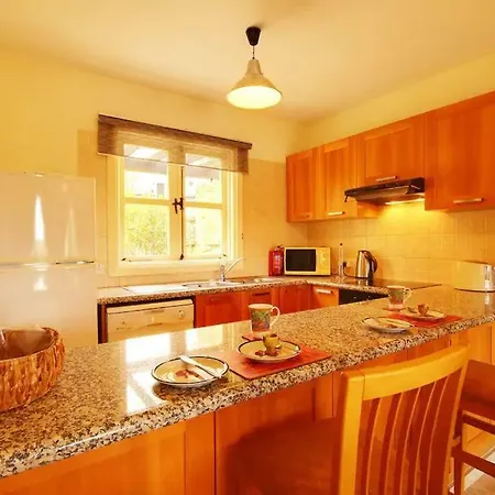 Дом отдыха 2 Bed Luxury In Aphrodite Hills!! Куклия